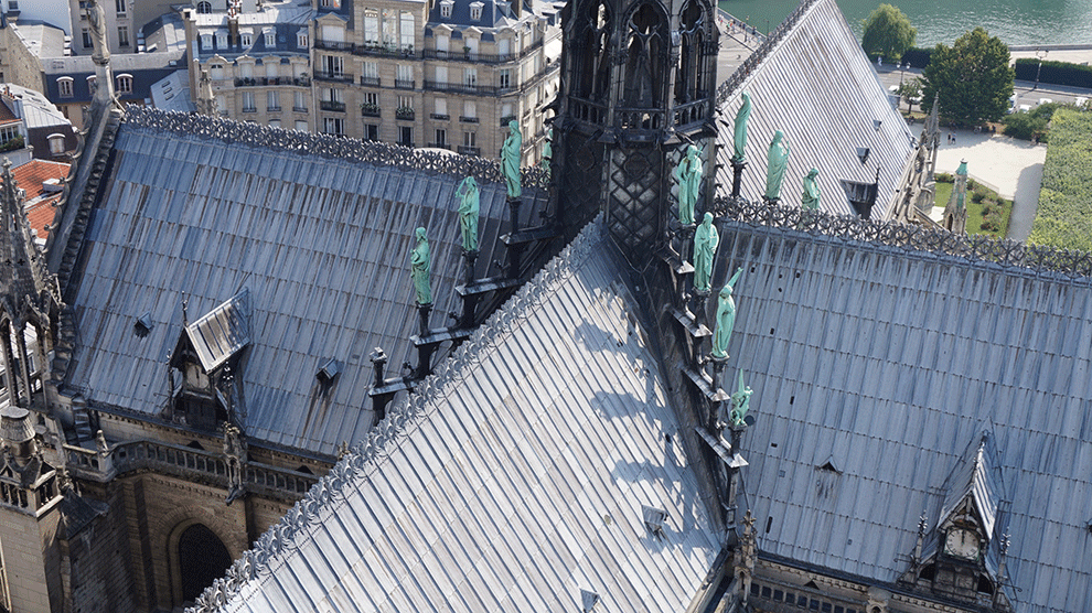 Notre-Dame-apostolos-1