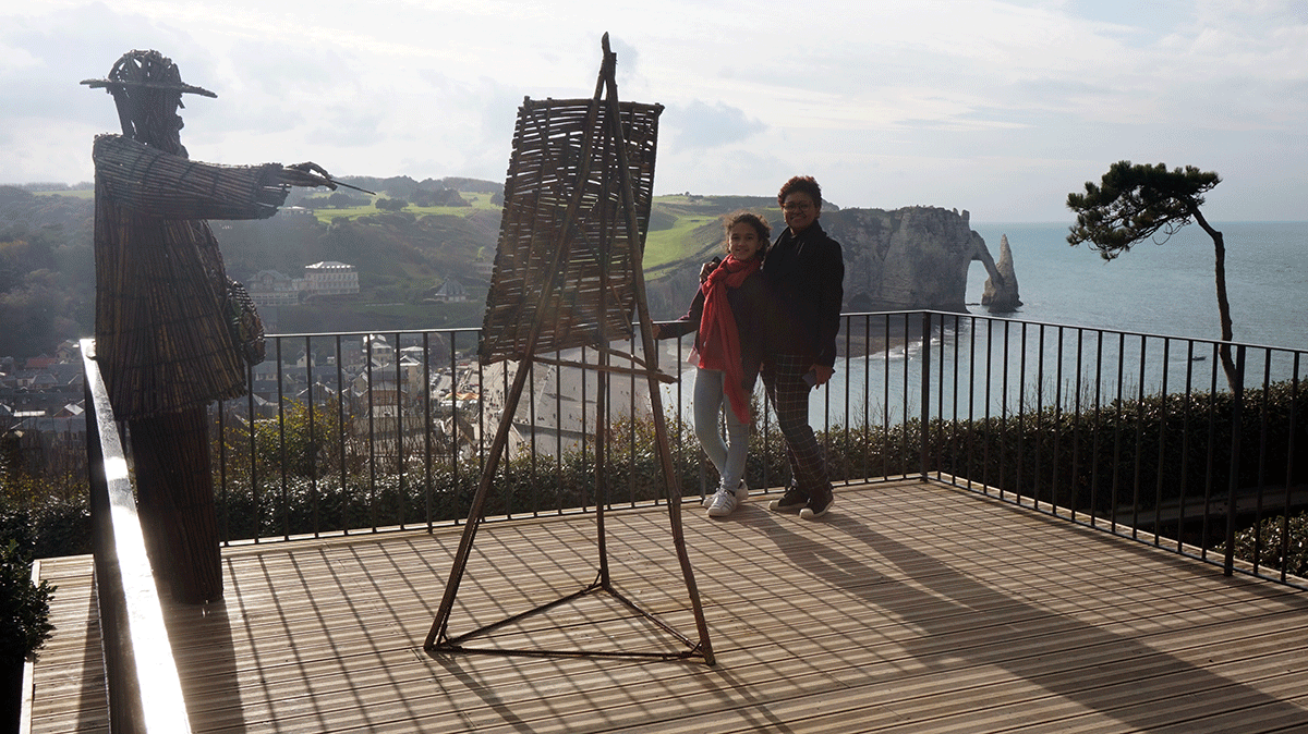 Edis Lima em Etretat na Normandia