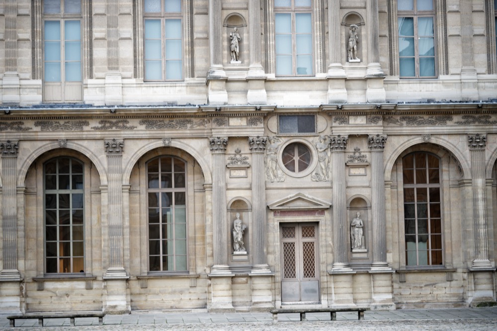 Cour Carrée do Louvre 