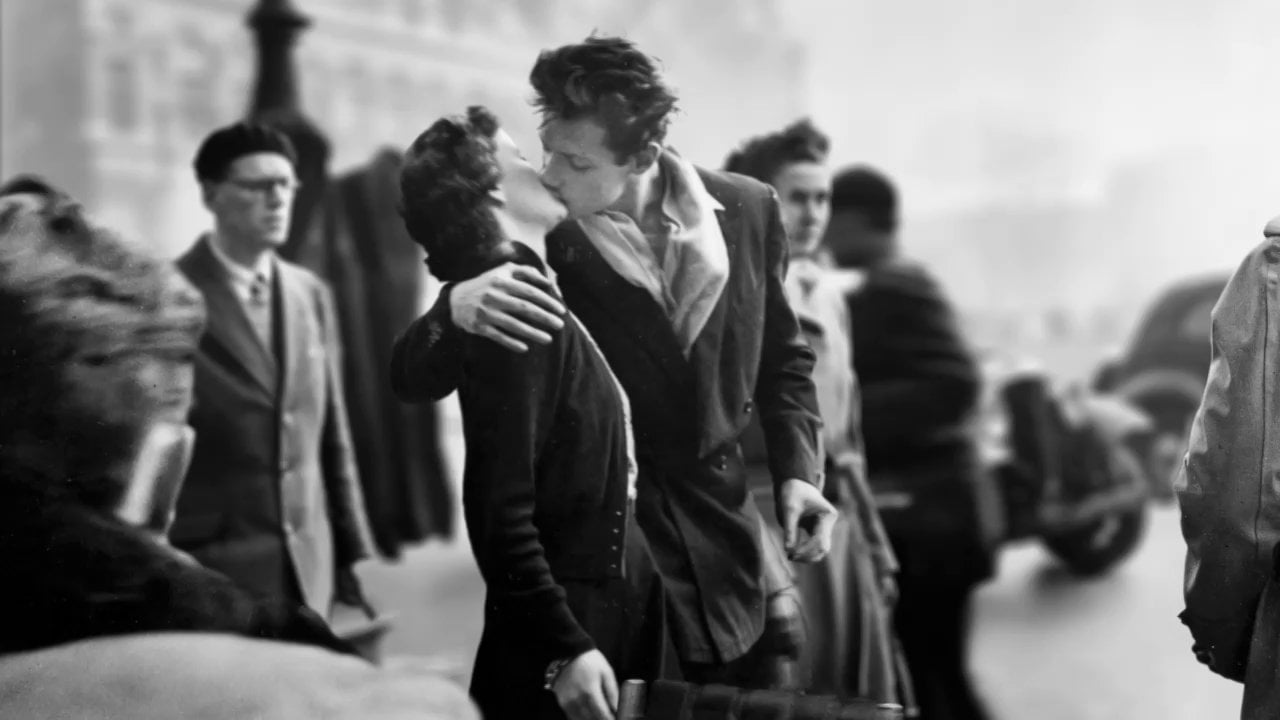 O beijo do hôtel de ville, de Robert Doisneau